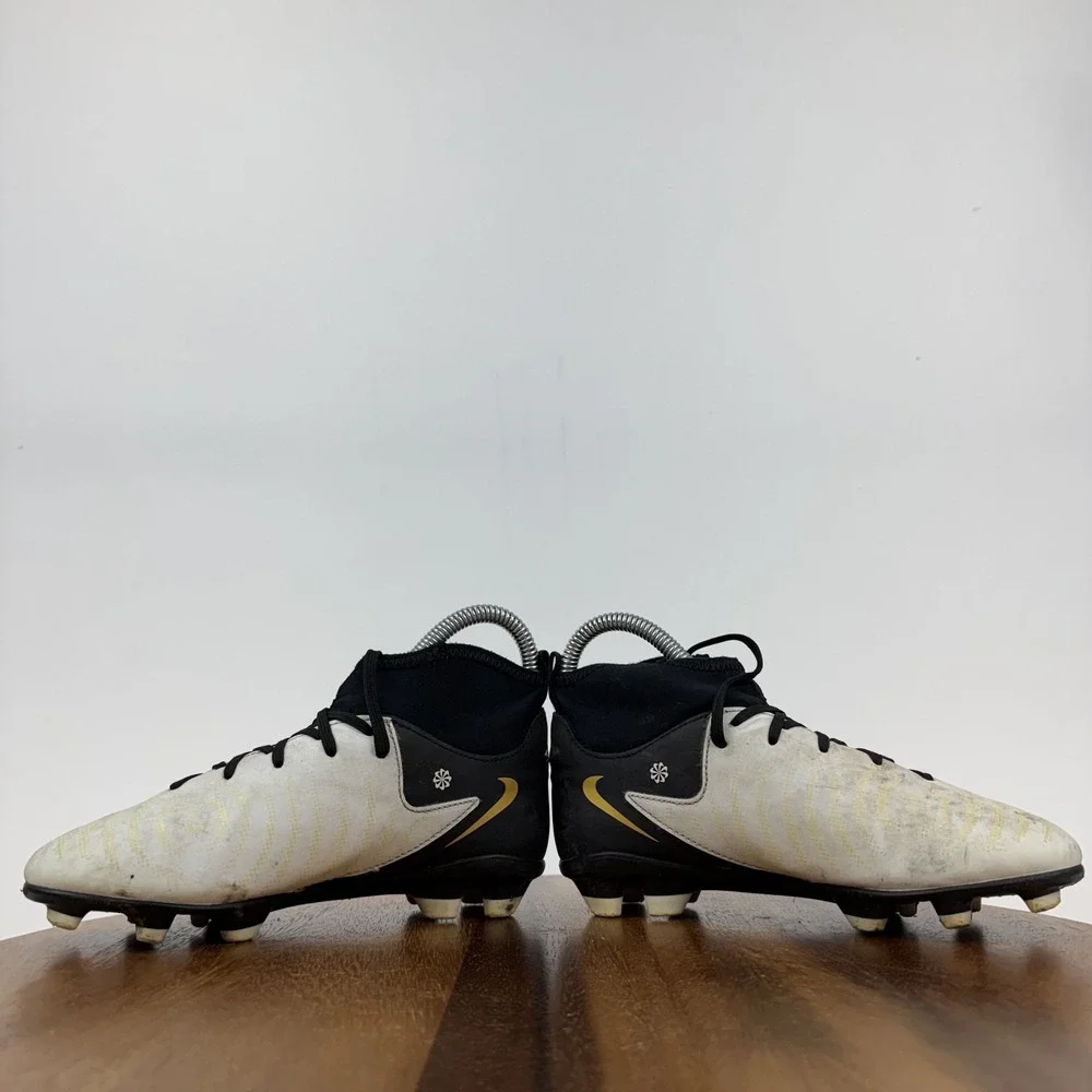 Big Kids Nike Phantom Luna 2 Club MG GS Mad Ready Pack Soccer Shoes Size 1 Y GUC
